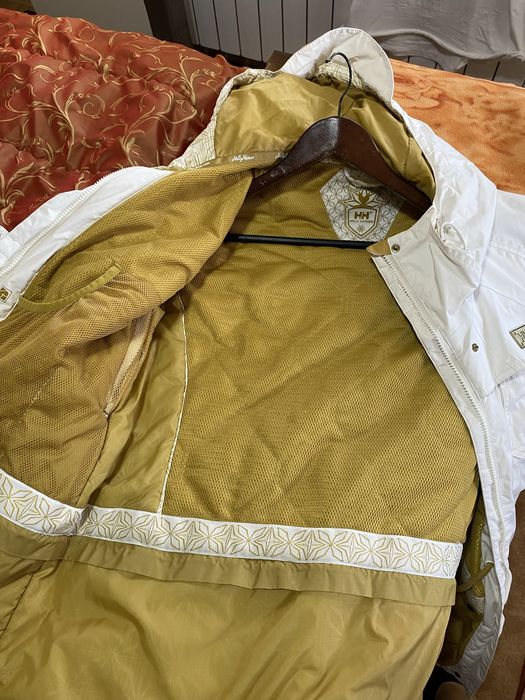 Продавам  канатка водоустоичива суичъри 60лв