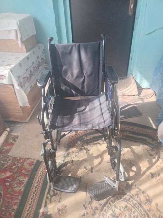 Инвалидный коляска