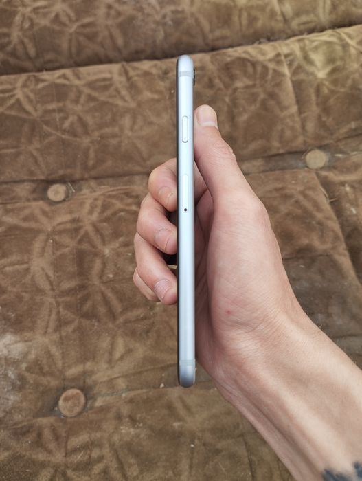 Продам iPhone 6s