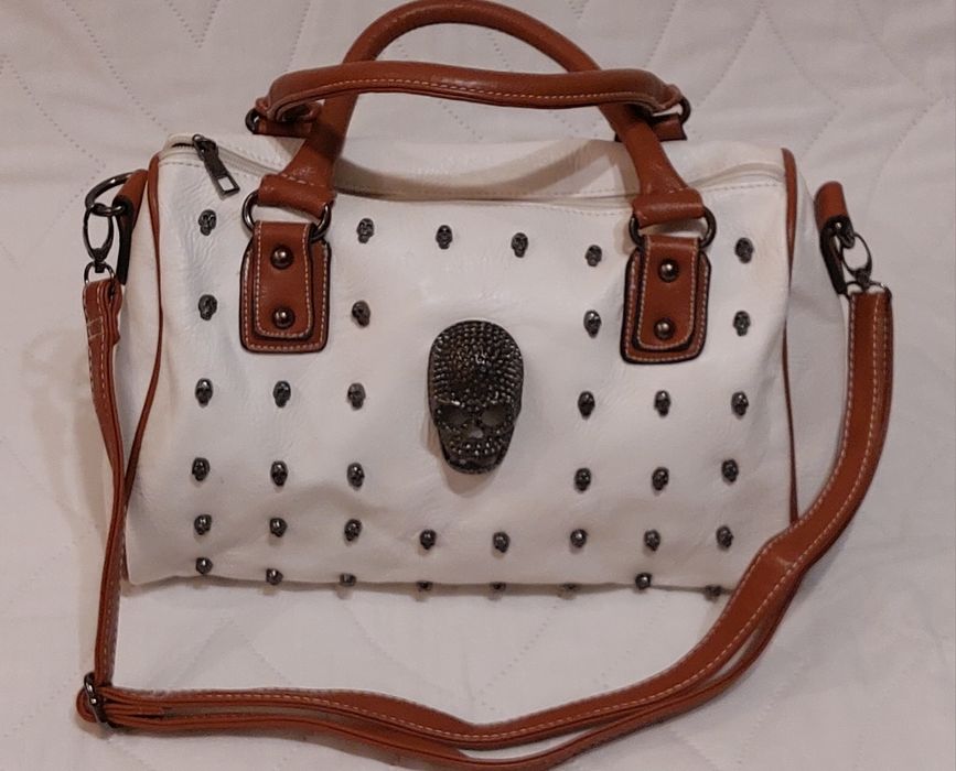 Superbe Genți din piele