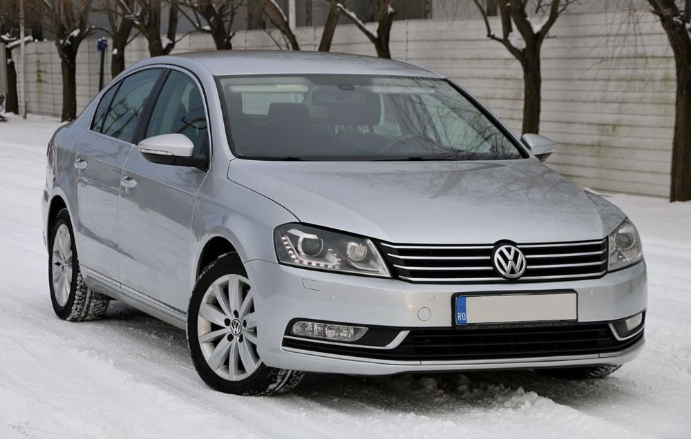 Caseta de directie Euro 5 Volkswagen passat b6 b7 cc , capac plastic alb / europa / stare perfecta