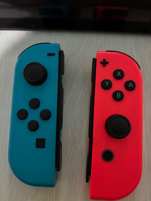 Nintendo Switch + 2 игри , + ПОДАРЪК, като НОВО!!!