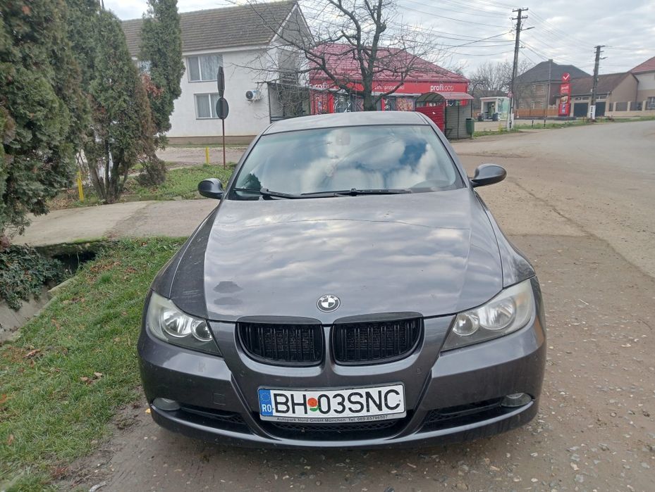 Vând bmw seria 3