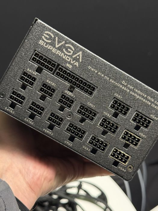 EVGA G2 1300w легендарный блок питания