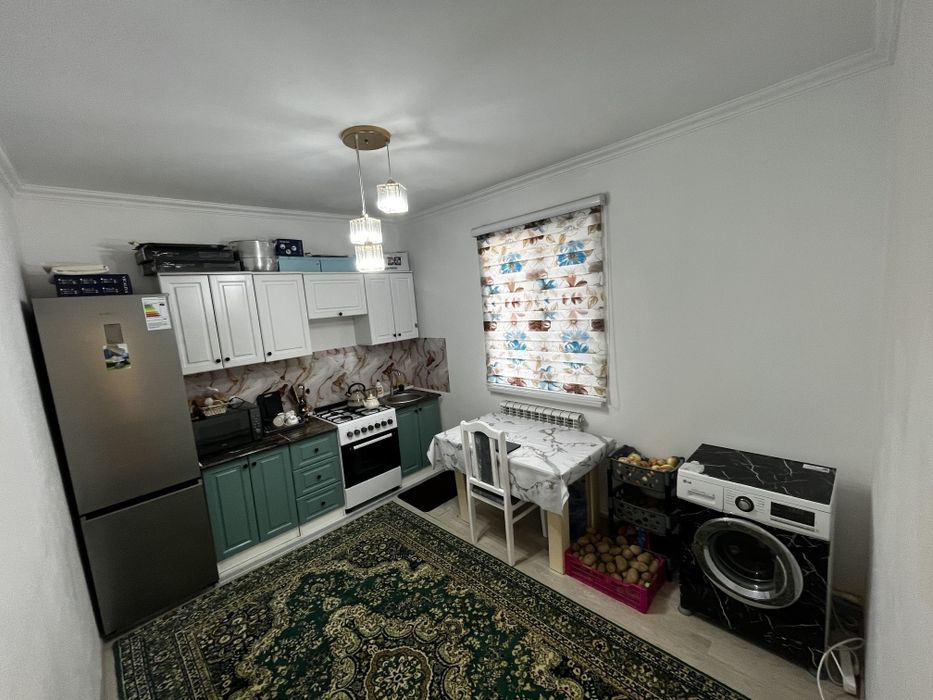 Продам дом с 10 соток , 2 комнат