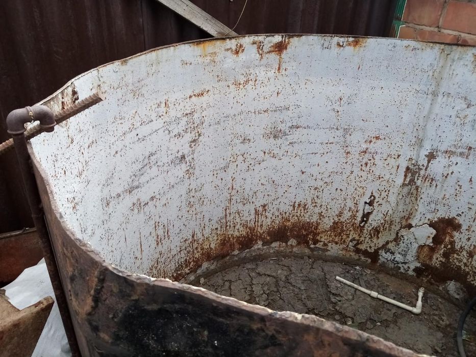 Продам большой бак