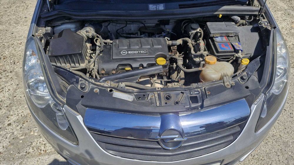 Opel Corsa motor 1.2 Benzina Cutie Automata an 2010 Euro 5