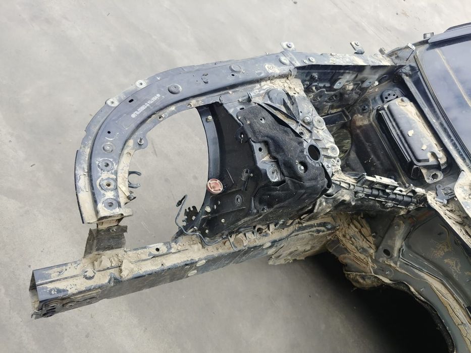 lonjeron dreapta  bmw 7 g11  2019