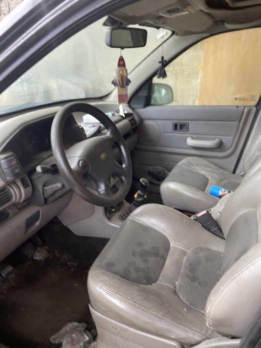 Dezmebrez Land Rover