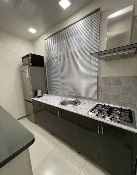 Продаётся квартира Чиланзар 10 квартал 2в3/3/4панель