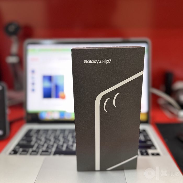 FLIP 7 256GB Blue Shadow