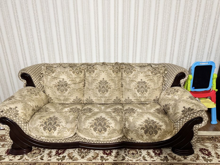 Продам 2 дивана и 2 кресла (ВМЕСТЕ)