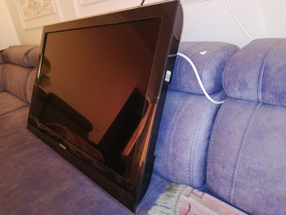 Телевизор Samsung