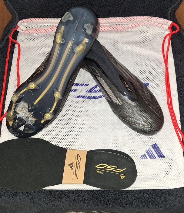 Ghete de fotbal Adidas