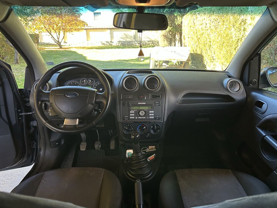 Ford Fiesta 1.25 бензин 2008 FACELIFT