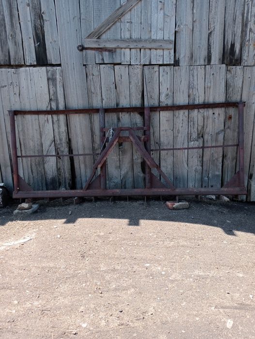 Продам трактор со всеми оборудованиями