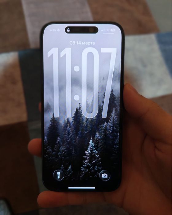 Продам iPhone 15 Pro