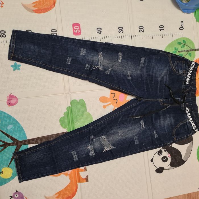 Продам новые джинсы