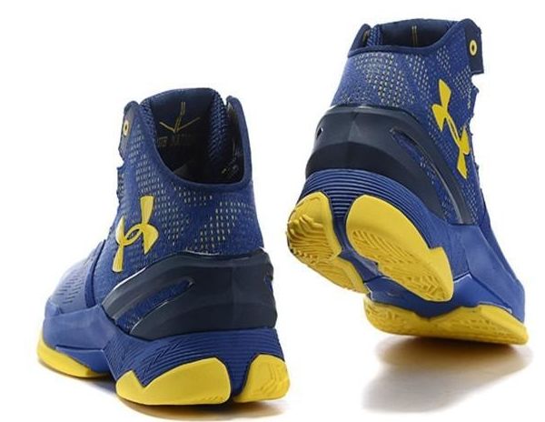 Брендовые кроссовки Under Armour