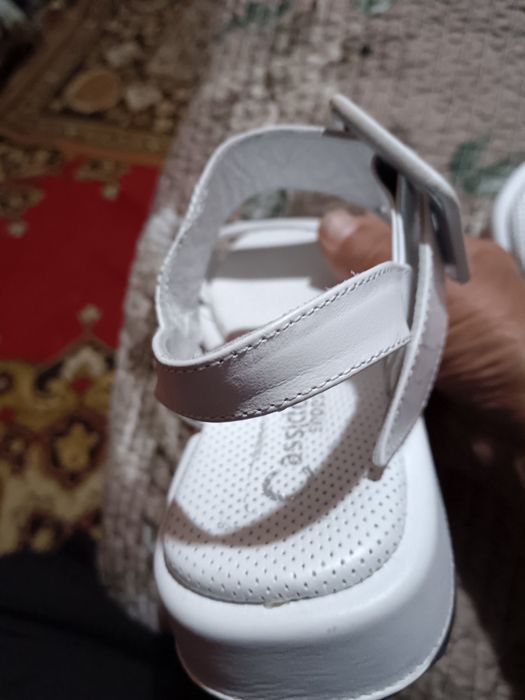 Продам басаножки женские Новые.