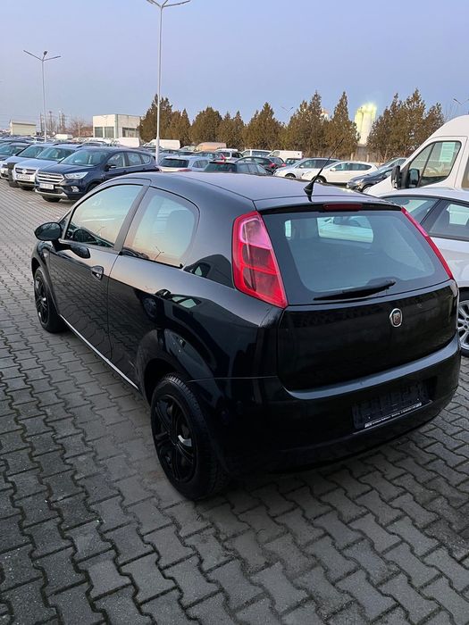 Fiat Grande Punto 2007 - 1.4i 78CP - Clima