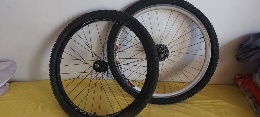 Roți bicicletă pe  26' clasice