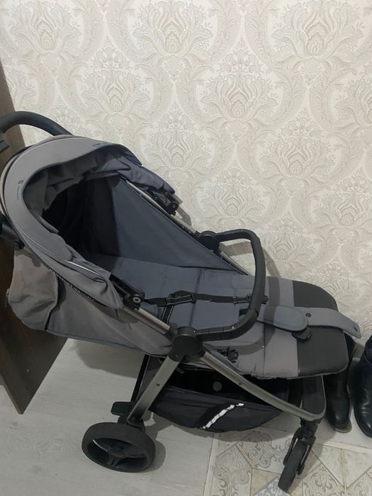 Продам детскую коляску