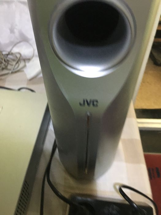 JVC  двд дигитал синема систем TH-S11