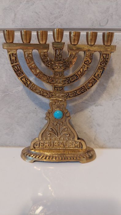 Sfeșnic Evreiesc Menora