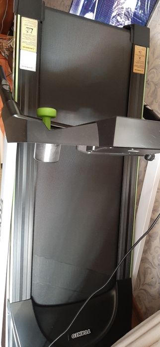 Продам беговую дорожку 120000