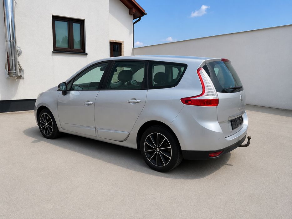RENAULT Scenic 2012 — imagine 3