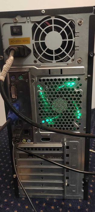 PC Intel i5-4460 12GB DDR3 ssd 120GB hdd 2TB