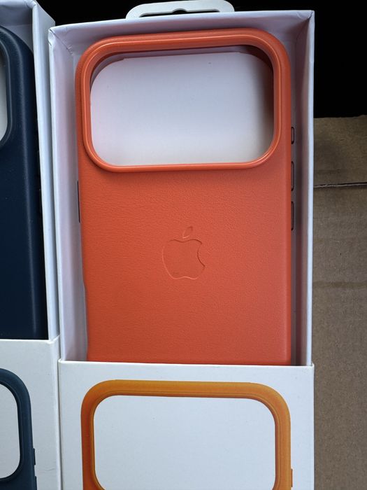 Huse din Piele Iphone 17 pro/ 17pro Max/ 17 -Magsafe