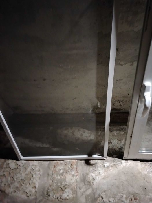 Алуминиев прозорец с каса и комарник 75см на 120см