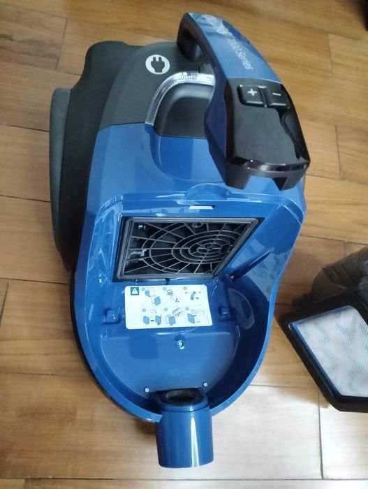 Пылесос Phillips 7000 series