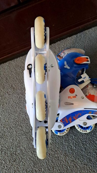 Vând Role Cygnus reglabile mărimea 37-39