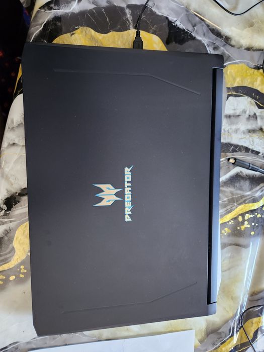 Мощный игровой ноутбук Acer Predator Helios 500