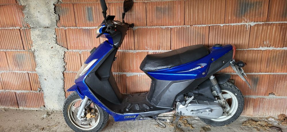 Скутер 50 кубика