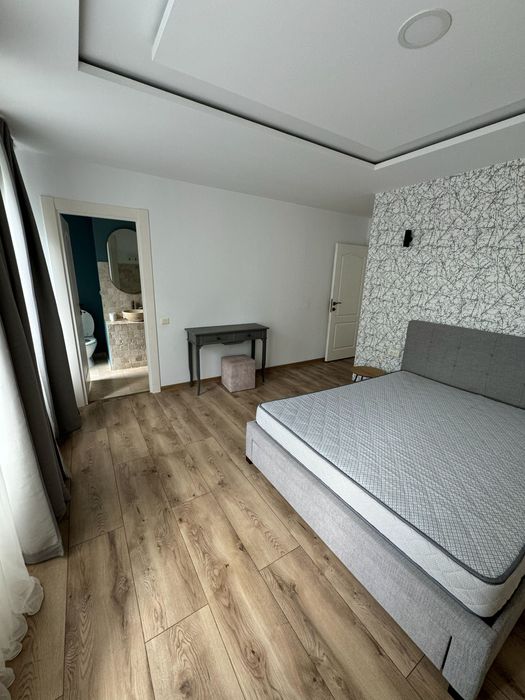 Apartament 4 camere, 138 mp Pipera Școala Americana | Parcare + Piscină + Jacuzzi + Saună |