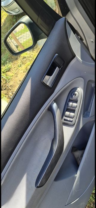 Dezmembrez ford focus c max 1,6 2007  dizel. Masina ie radiată