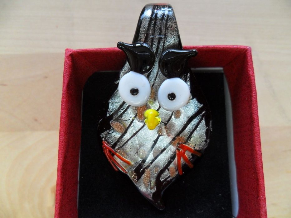 Стъклено бижу - висулка. Бутиково изделие.