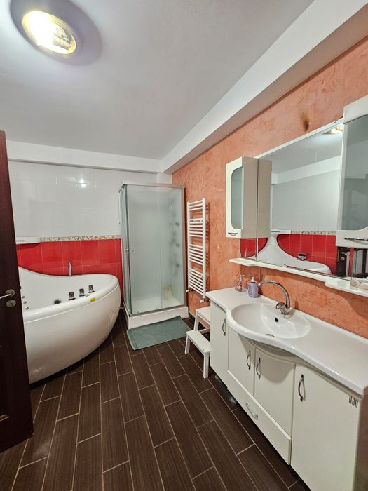 Vila de inchiriat 400mp langa bucuresti