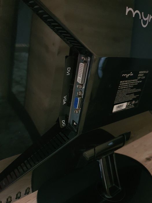 Monitor Myria 21.5' Full HD,