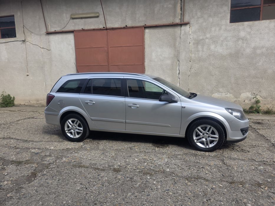 Vând Opel Astra 1.9