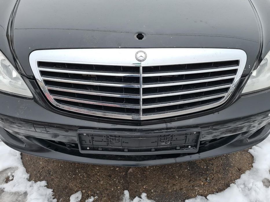 Grila capota mercedes s class w221 an 2008 stare excelenta