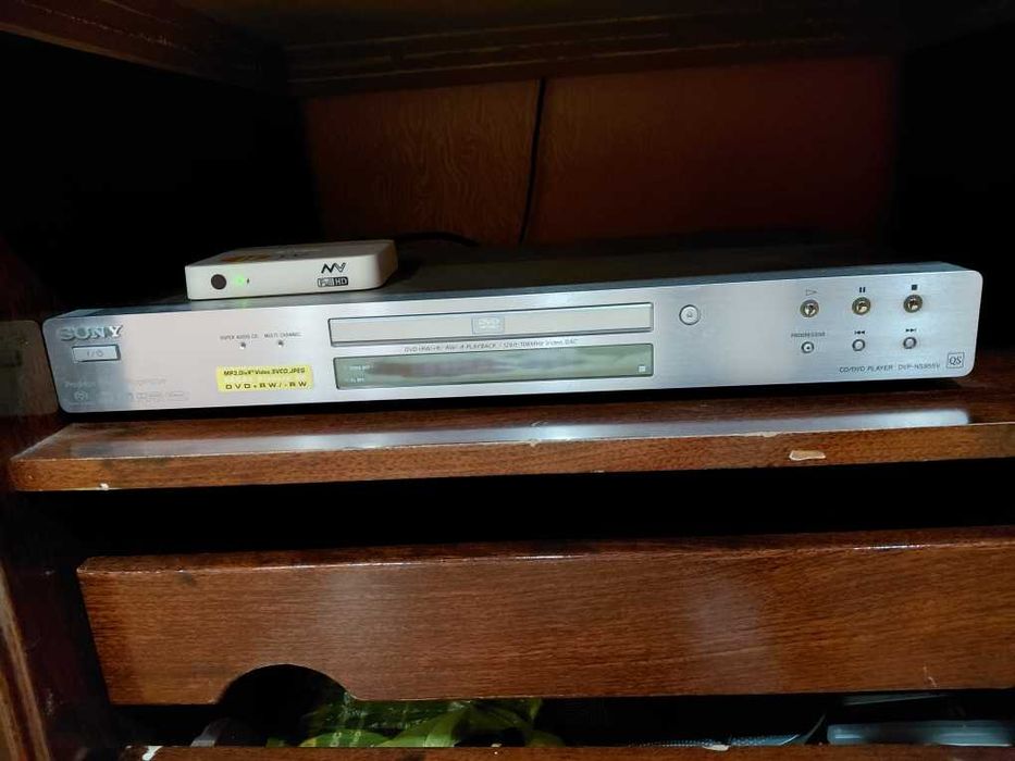 Телевизор, ДВД в отличном  состояние