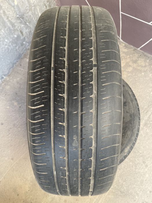 Продам шины — почти новые!
