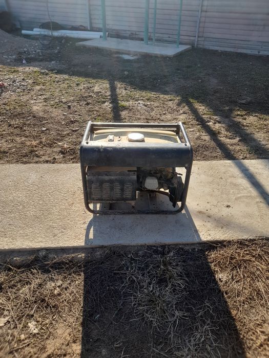 Генератор бензиновый