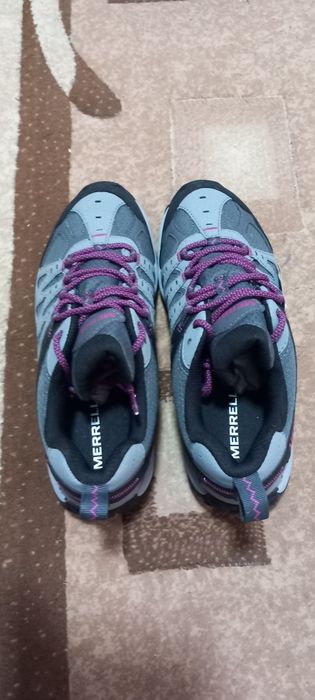 ghete bocanci Merrell goretex