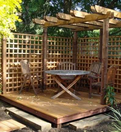 Изработка на навеси за кладенец, бунар,перголи, външни тоалетни